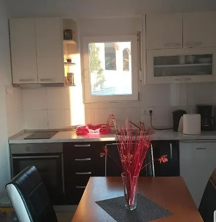Kate Apartment